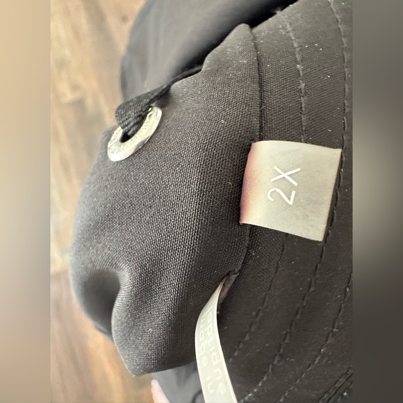 Calvin Klein
Hooded Double-Breasted Water-Resistant Trench Coat Sz 2X Pristine - Picture 9 of 12